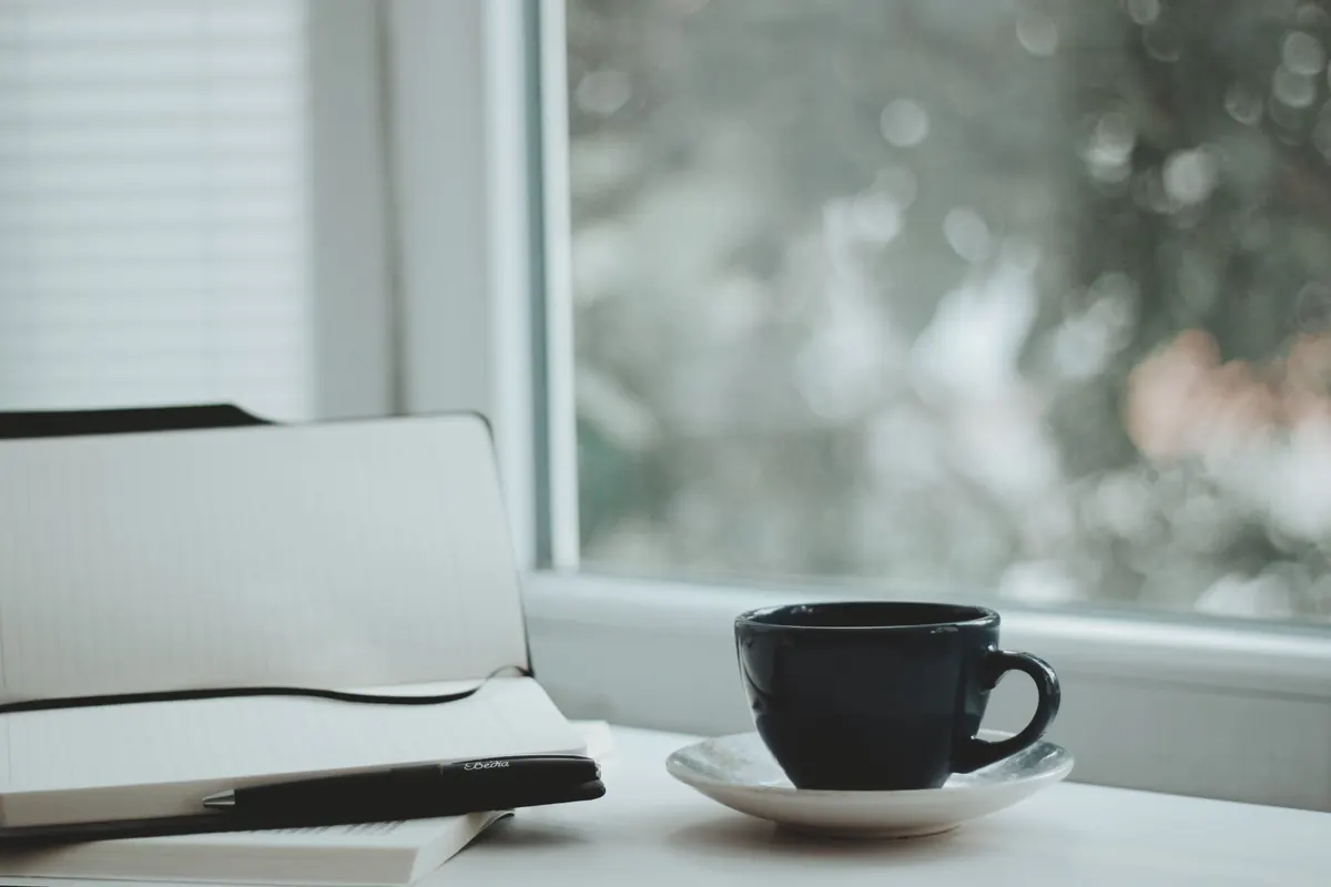 Morning Pages vs Evening Diary: Which Reflective Practice Suits You?